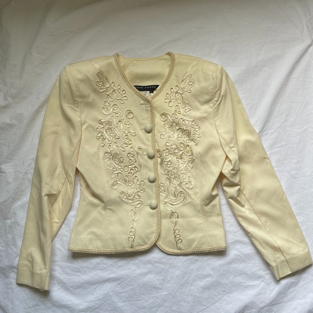 Vintage Tina Hagen Cheongsam Style embroidered jacket, cream, size L - Picture 2 of 9